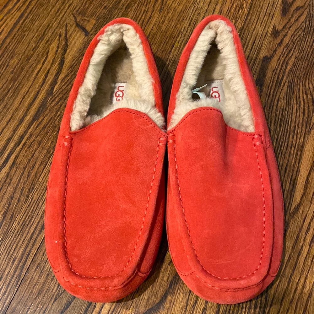 Brand New UGG Men's Ascot Slipper Authentic Style 1101110 Samba Red 11